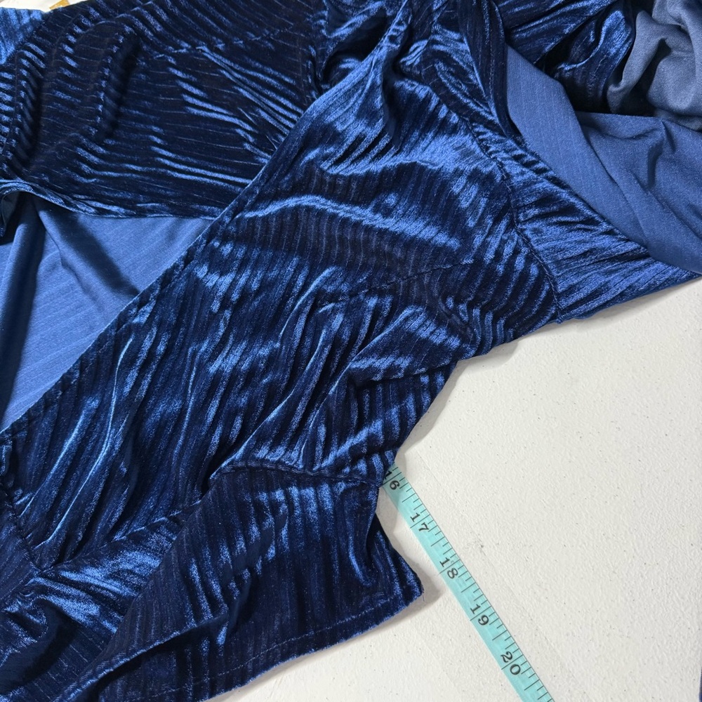 Baltic Born Navy Velvet Maxi‎ Dress Medium Wedding Party Holiday Formal - Picture 2 of 13